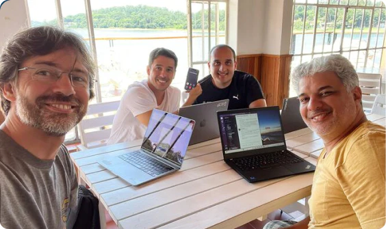 Brazilian enterprise sales team planning session.