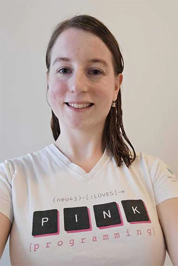 Lousie, a Sr. Software Engineer, at a Pink Programming event.
